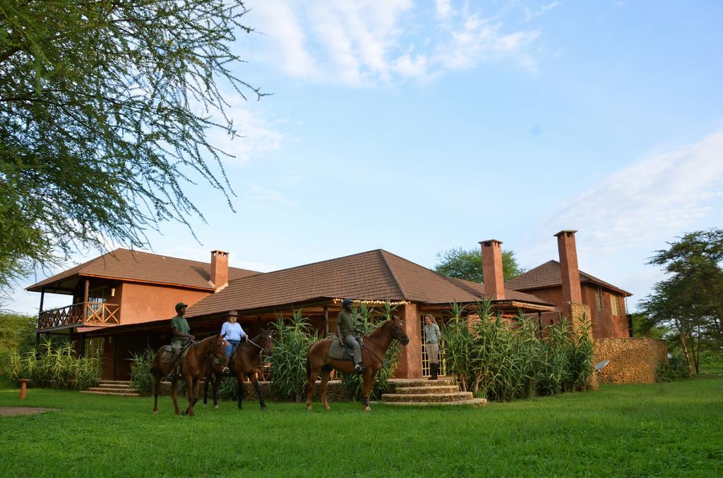 Kili Villa Kilimanjaro Luxury Retreat 阿鲁沙 外观 照片